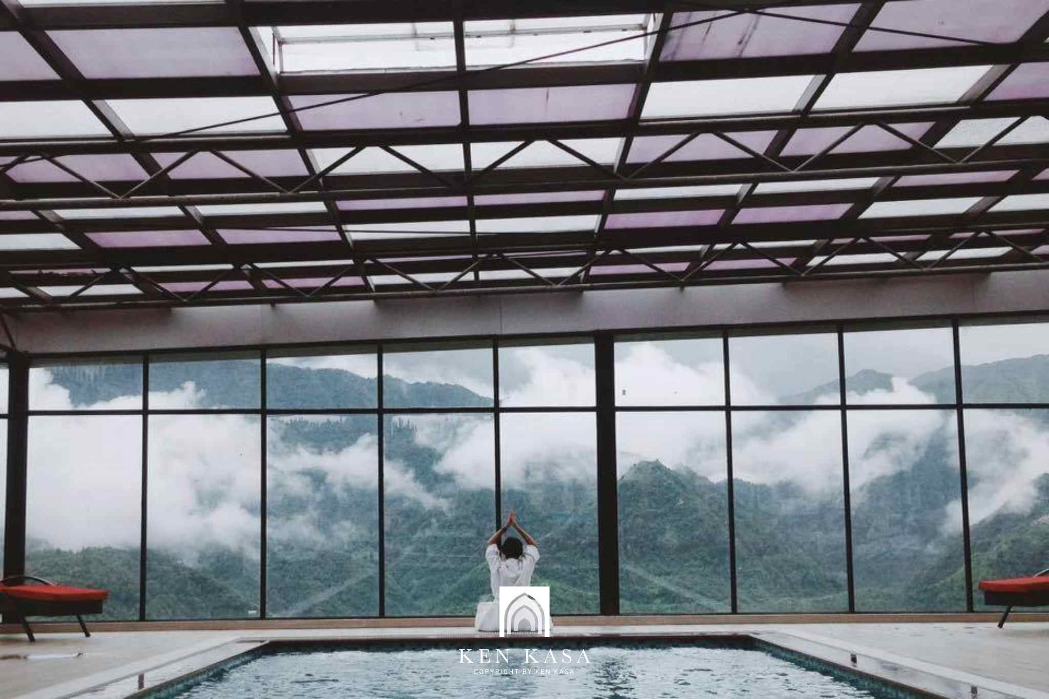 Bể bơi nước nóng tại Amazing Hotel Sapa